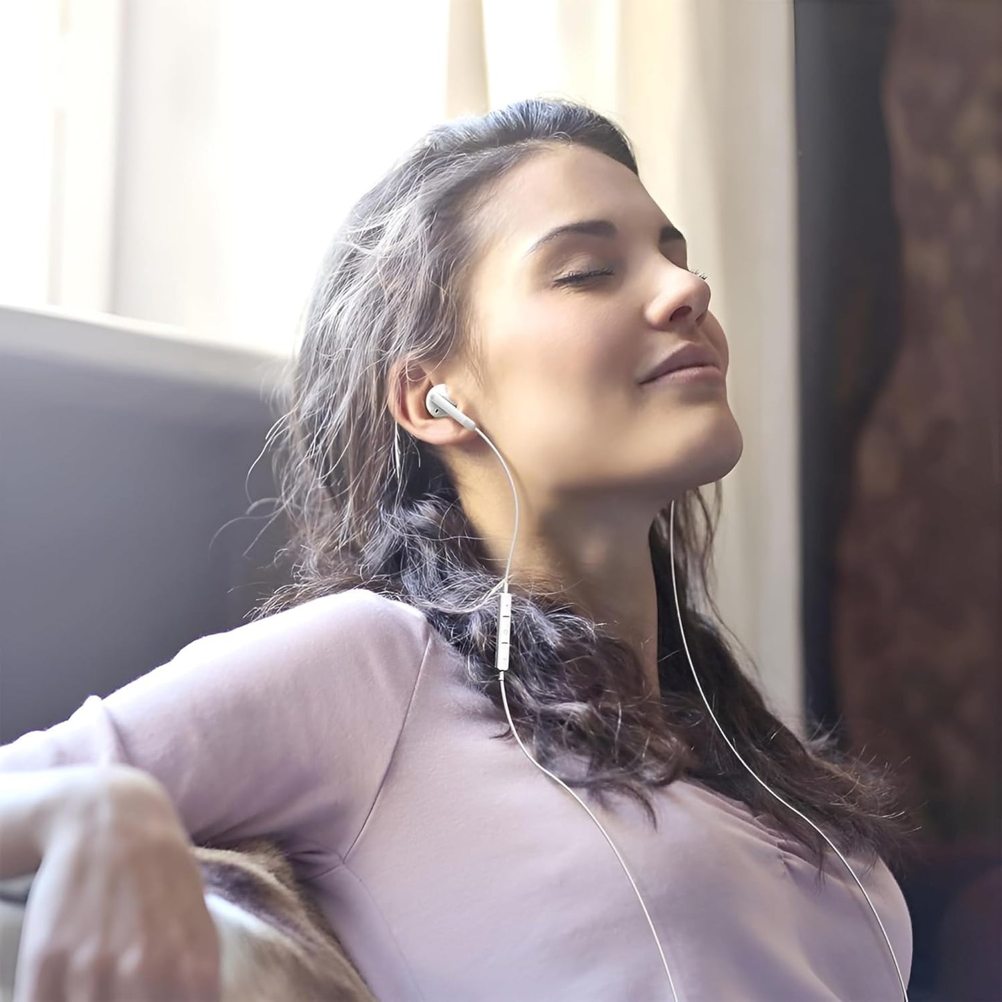 Iphone 15 USB C Earpods Headphones Type-C Handsfree earphone wired (Only for iPhone 15 Series)